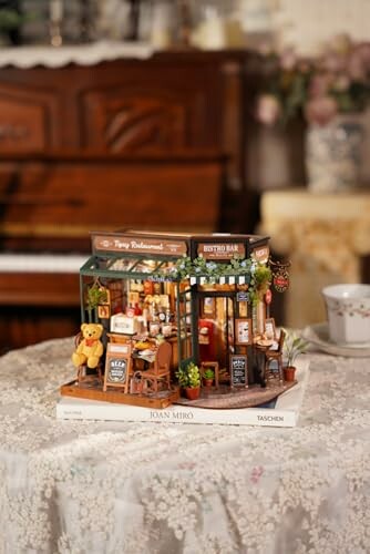 Rowood Miniature House Kit - Tipsy Restaurant