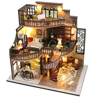 Lannso DIY Dollhouse Kit
